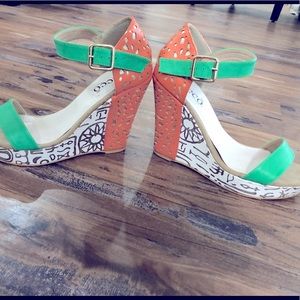 Strikingly cute wedge heels